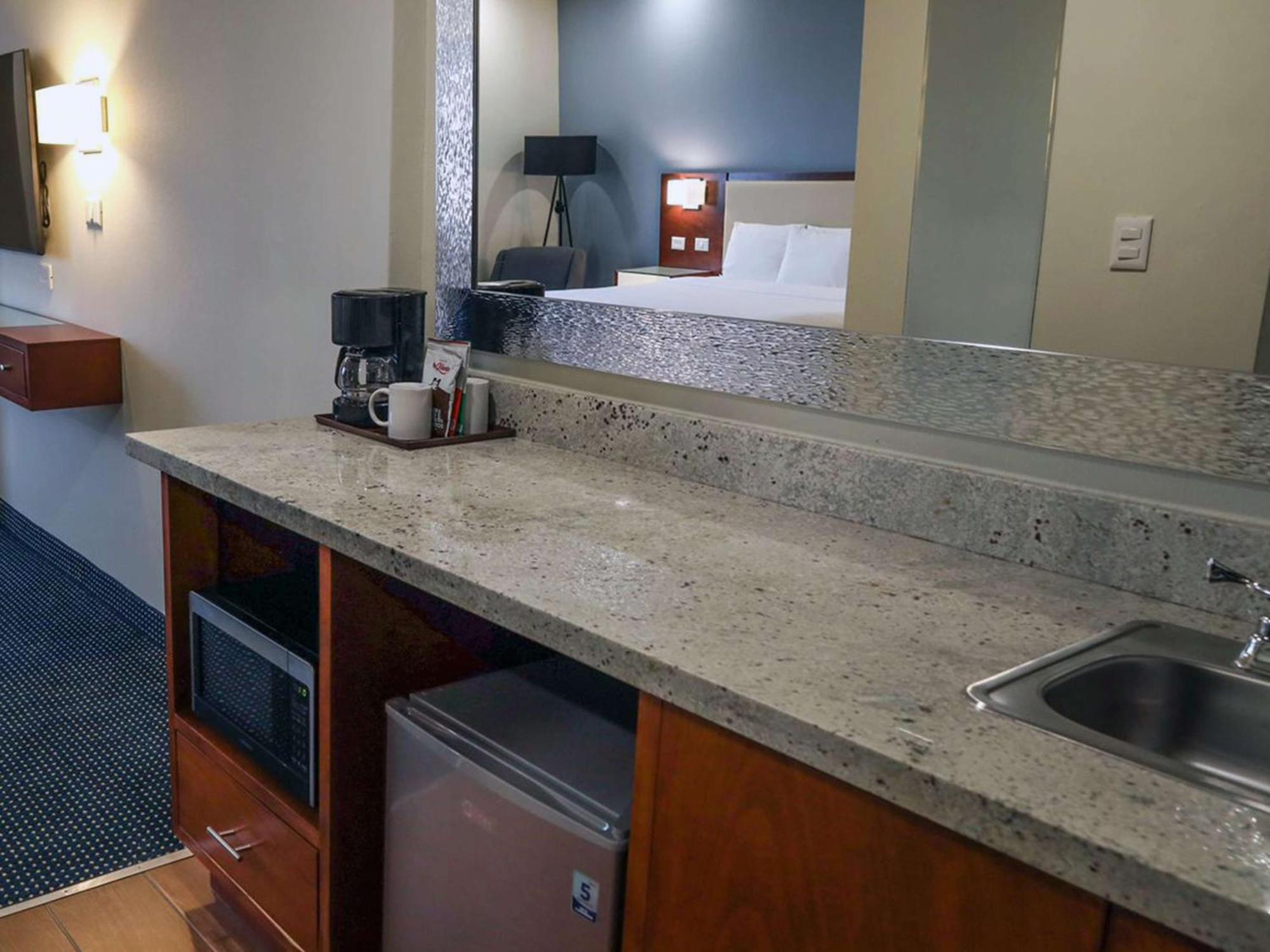 Best Western Santorin Ciudad Victoria Zewnętrze zdjęcie